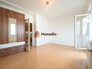 Pronájem bytu 2+kk, Praha - Nusle, U gymnázia, 50 m2