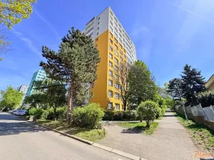 Prodej bytu 3+1, Praha - Strašnice, Pod strání, 68 m2