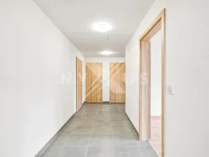 Pronájem bytu 3+kk, Praha - Strašnice, Strančická, 71 m2