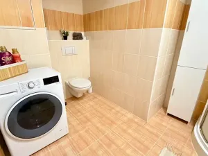 Pronájem bytu 2+kk, Pardubice, Dubinská, 65 m2