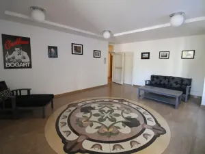 Prodej bytu 4+kk, Karlovy Vary, Pod Jelením skokem, 191 m2
