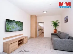 Prodej komerční nemovitosti, Libiš, 300 m2