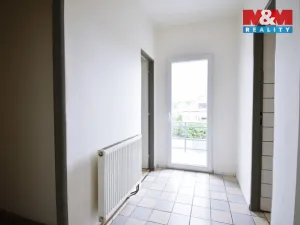 Prodej komerční nemovitosti, Libiš, 300 m2