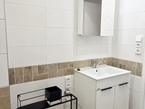 Pronájem bytu 1+1, Praha - Vinohrady, Kouřimská, 37 m2