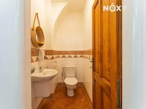 Prodej podílu restaurace, Štíty, nám. Míru, 59 m2