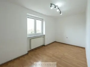 Prodej bytu 3+1, Buštěhrad, Hřebečská, 65 m2