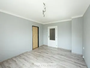 Prodej bytu 3+1, Buštěhrad, Hřebečská, 65 m2