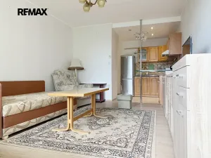 Pronájem bytu 2+kk, Praha - Motol, Weberova, 39 m2