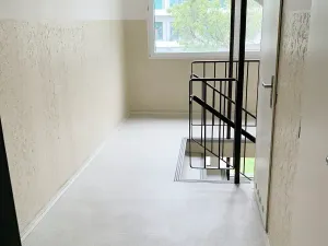 Pronájem bytu 2+kk, Praha - Motol, Weberova, 39 m2