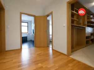 Prodej rodinného domu, Hory, 238 m2