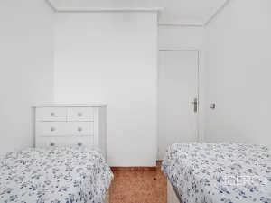 Prodej bytu 3+kk, Torrevieja, Španělsko, 61 m2