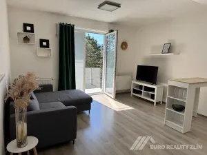 Pronájem bytu 2+kk, Zlín, Partyzánská, 50 m2
