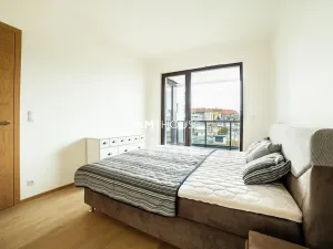 Pronájem bytu 2+kk, Praha - Holešovice, Sanderova, 51 m2