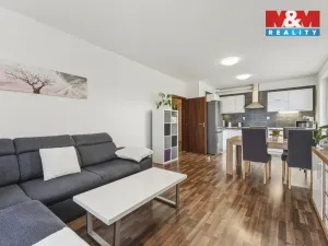 Pronájem bytu 2+kk, Pardubice - Zelené Předměstí, Na Spravedlnosti, 53 m2