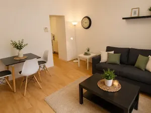 Pronájem bytu 2+kk, Praha - Nusle, Pod pramenem, 48 m2