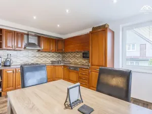 Prodej rodinného domu, Libice nad Doubravou, Farská, 175 m2