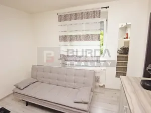 Pronájem bytu 2+kk, Neratovice, 30 m2