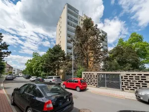 Prodej bytu 3+1, Praha - Komořany, Za sídlištěm, 68 m2
