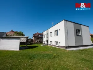 Pronájem bytu 2+1, Hradec Králové - Věkoše, Lomená, 58 m2