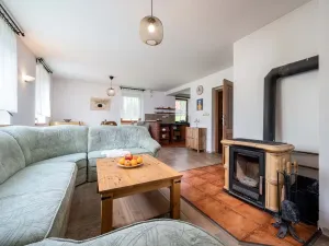 Prodej rodinného domu, Jilemnice, Komenského, 270 m2