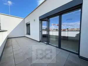 Pronájem bytu 3+kk, Brno, Střední, 90 m2