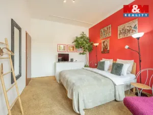 Prodej atypického bytu, Praha, Nuselská, 171 m2