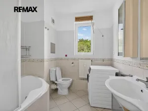 Pronájem bytu 2+kk, Praha - Záběhlice, Velenovského, 54 m2