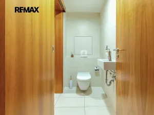 Pronájem bytu 3+kk, Praha - Žižkov, Ke kapslovně, 107 m2