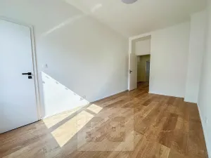 Pronájem bytu 2+kk, Praha - Smíchov, Křížová, 51 m2
