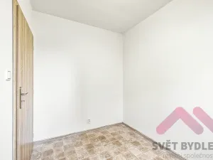 Pronájem bytu 2+kk, Praha - Bohnice, Zelenohorská, 47 m2