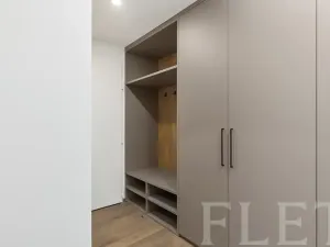 Pronájem bytu 2+kk, Praha - Bubeneč, Vítězné náměstí, 63 m2