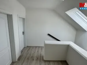 Prodej rodinného domu, Černovice, Dobešovská, 300 m2