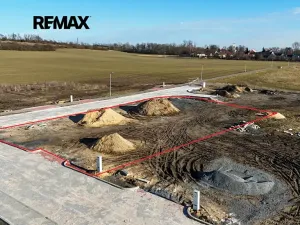 Prodej pozemku pro bydlení, Kly, 821 m2