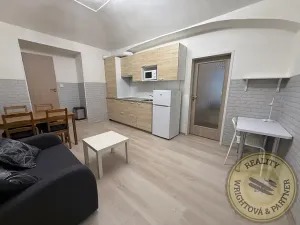 Prodej bytu 2+kk, Praha - Libeň, Zenklova, 37 m2