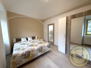Prodej bytu 2+kk, Praha - Libeň, Zenklova, 37 m2