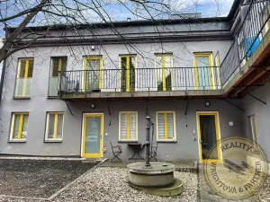 Prodej bytu 2+kk, Praha - Libeň, Zenklova, 37 m2