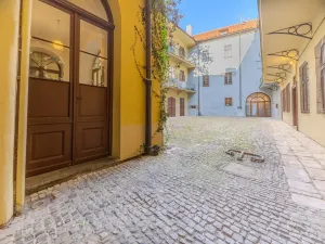 Prodej bytu 2+kk, Praha - Staré Město, Liliová, 127 m2