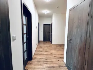 Prodej bytu 3+kk, Karlovy Vary, Svatošská, 92 m2