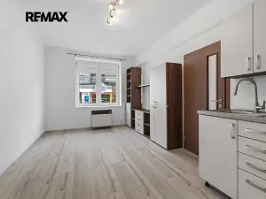 Prodej bytu 2+kk, Plzeň, Koterovská, 36 m2