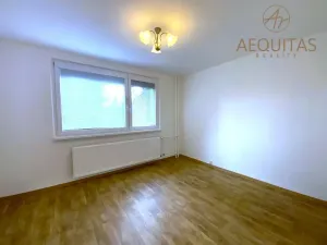 Pronájem bytu 3+1, Liberec, Nezvalova, 70 m2