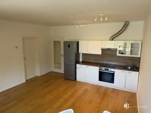 Pronájem bytu 2+kk, Praha - Vršovice, Altajská, 54 m2