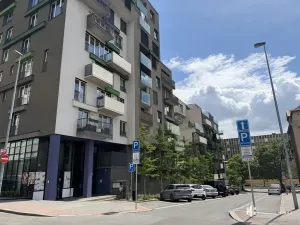 Pronájem bytu 2+kk, Praha - Vršovice, Altajská, 54 m2
