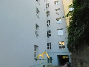Pronájem bytu 2+kk, Praha - Michle, Adamovská, 42 m2