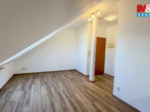 Pronájem bytu 1+kk, Olomouc - Hodolany, Zeyerova, 20 m2