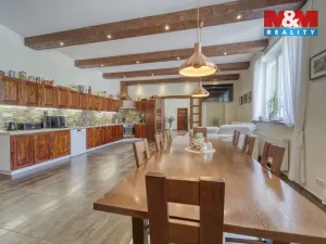 Prodej činžovního domu, Chodová Planá, Pivovarská, 379 m2