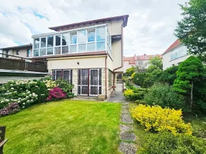 Prodej rodinného domu, Praha - Řepy, Doubravínova, 330 m2