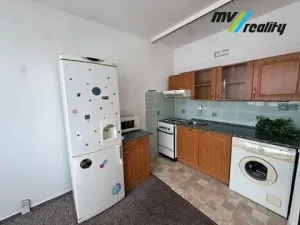 Pronájem bytu 1+1, Liberec, Zámecký vrch, 36 m2