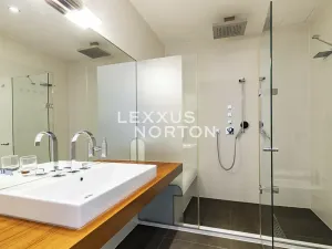 Pronájem bytu 6+kk a větší, Praha - Smíchov, Na Hřebenkách, 297 m2