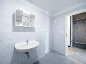 Pronájem bytu 2+kk, České Budějovice, Vrbenská, 50 m2
