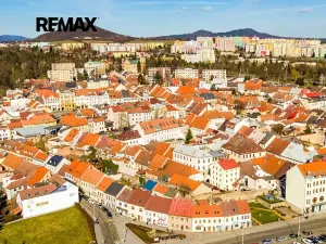 Pronájem bytu 2+1, Česká Lípa, Škroupovo náměstí, 75 m2